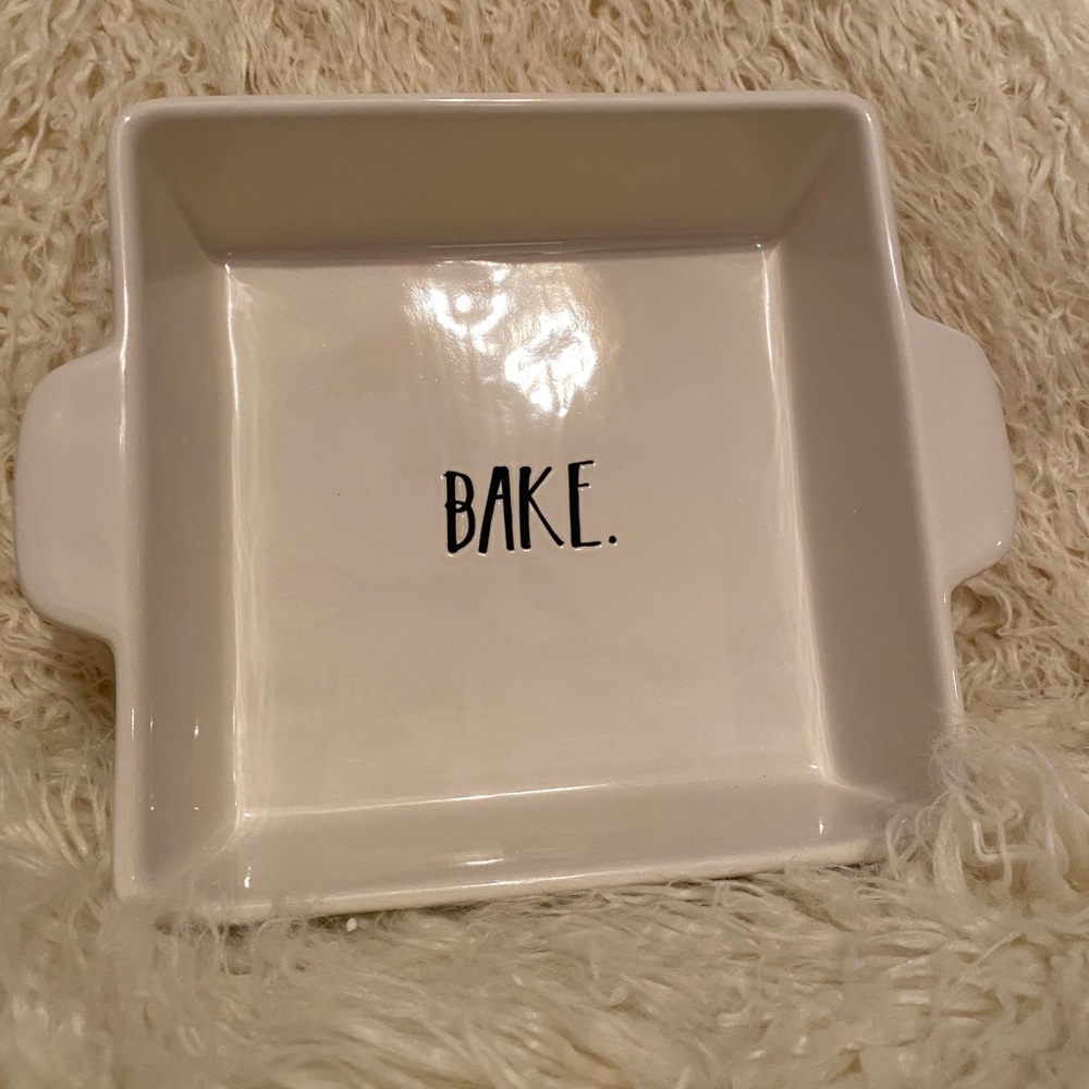 Rae Dunn baking dish - Picture 1 of 2